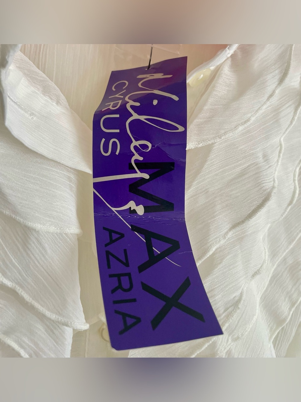 ⛸️ NWT Miley Cyrus & Max Azria White Ruffle Button-Front Cap Sleeve Top ⛸️ - Picture 4 of 6